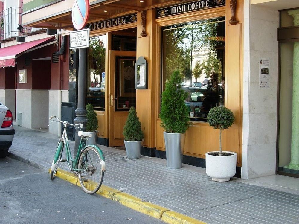 Hotel Jardin De Aranjuez Exterior photo
